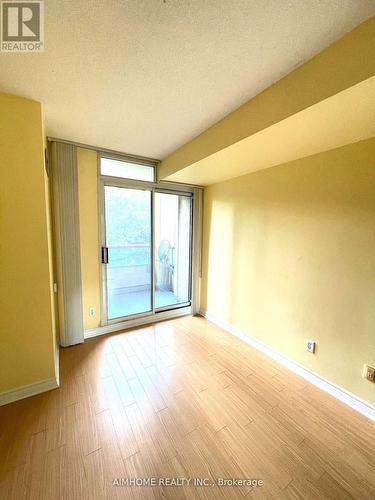 511 - 238 Doris Avenue, Toronto, ON - Indoor Photo Showing Other Room