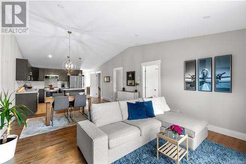 358 Glengrove Street, Moncton, NB - Indoor Photo Showing Living Room