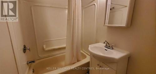 14 Elm Grove Avenue, Richmond Hill, ON - Indoor Photo Showing Bathroom