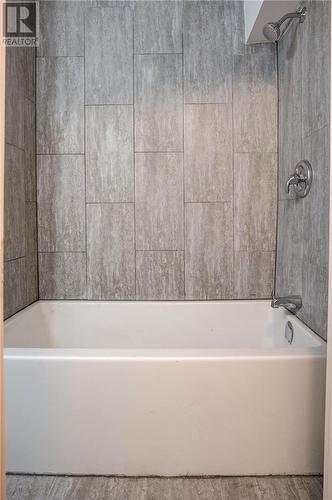 48 Demorest Avenue, Greater Sudbury, ON - Indoor Photo Showing Bathroom