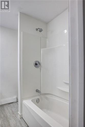 48 Demorest Avenue, Greater Sudbury, ON - Indoor Photo Showing Bathroom