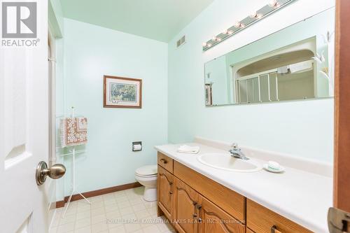 28 Miller Road, Kawartha Lakes, ON - Indoor Photo Showing Bathroom