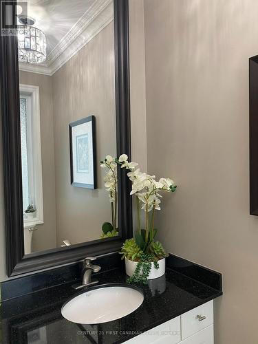 307 Portrush Place, London, ON - Indoor Photo Showing Bathroom