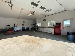 Garage - 