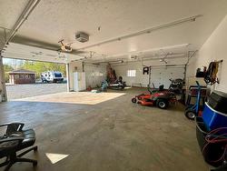 Garage - 