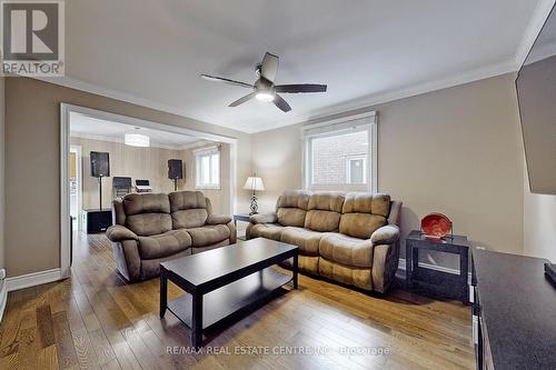 3385 Hargrove Road, Mississauga, ON - Indoor Photo Showing Living Room