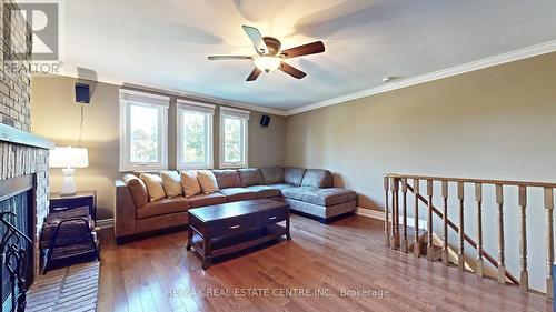 3385 Hargrove Road, Mississauga, ON - Indoor Photo Showing Dining Room