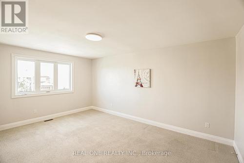 621 Winterton Way, Mississauga, ON - Indoor Photo Showing Other Room