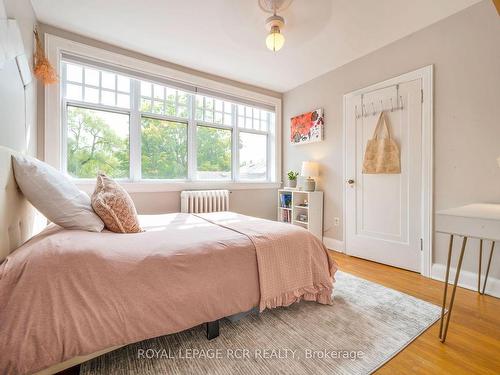 9 York St, Orangeville, ON - Indoor Photo Showing Bedroom