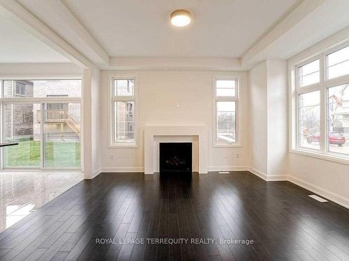 1469 Varelas Pass, Oakville, ON - Indoor Photo Showing Living Room With Fireplace