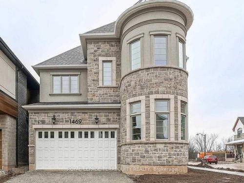 1469 Varelas Pass, Oakville, ON - Outdoor With Facade