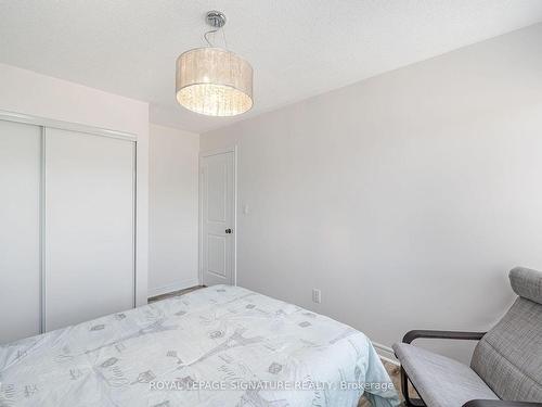 50 Mccardy Crt, Caledon, ON - Indoor Photo Showing Bedroom