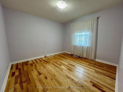 196 Queen St W, Mississauga, ON - Indoor Photo Showing Other Room