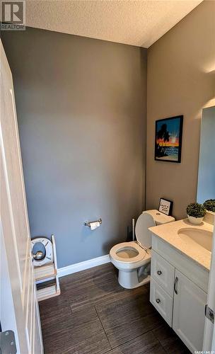 8718 Hincks Lane, Regina, SK - Indoor Photo Showing Bathroom