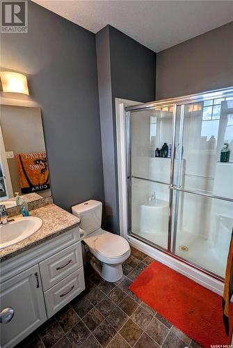 8718 Hincks Lane, Regina, SK - Indoor Photo Showing Bathroom