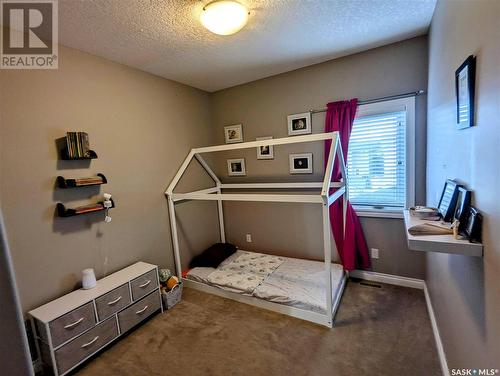 8718 Hincks Lane, Regina, SK - Indoor Photo Showing Bedroom