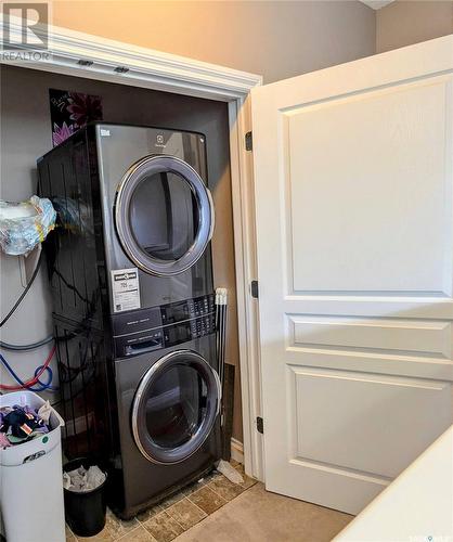 8718 Hincks Lane, Regina, SK - Indoor Photo Showing Laundry Room