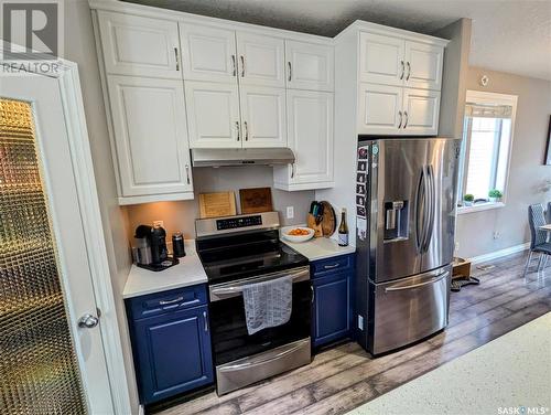 8718 Hincks Lane, Regina, SK - Indoor Photo Showing Kitchen