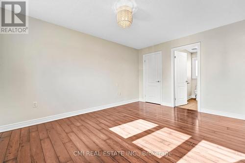 301 Christina Avenue, Hamilton, ON - Indoor Photo Showing Other Room