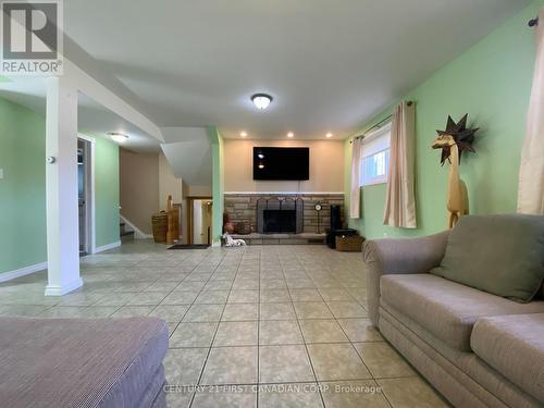 1081 Senate Court, Sarnia, ON - Indoor Photo Showing Living Room With Fireplace