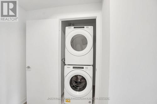 126 - 251 Manitoba Street, Toronto, ON - Indoor Photo Showing Laundry Room