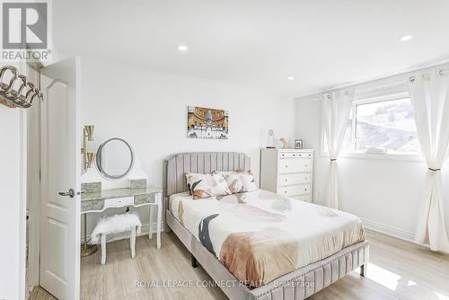 103 Lexington Avenue, Toronto, ON - Indoor Photo Showing Bedroom