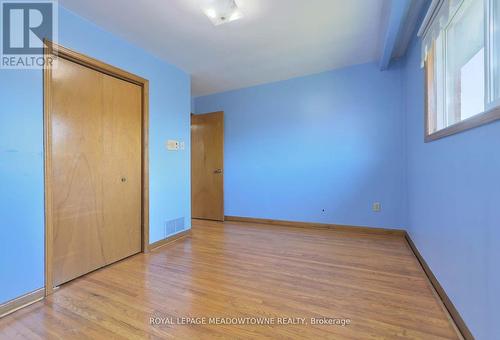 70 Saint Andrews Boulevard, Toronto, ON - Indoor Photo Showing Other Room