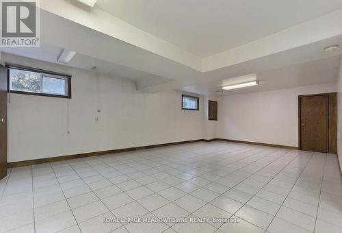 70 Saint Andrews Boulevard, Toronto, ON - Indoor Photo Showing Other Room