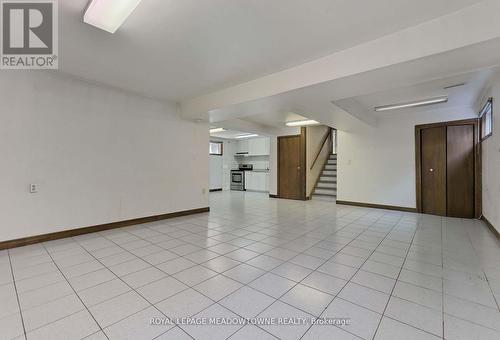 70 Saint Andrews Boulevard, Toronto, ON - Indoor Photo Showing Other Room