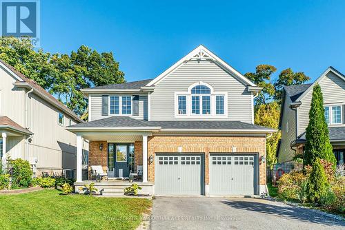 8 Fallingbrook Crescent, Kawartha Lakes (Lindsay), ON - Outdoor With Facade