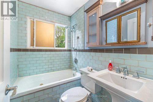 21 Yewfield Crescent, Toronto, ON - Indoor Photo Showing Bathroom