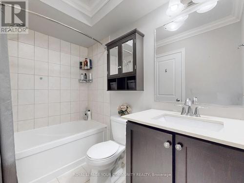 141 - 1331 Major Mackenzie Drive W, Vaughan, ON - Indoor Photo Showing Bathroom