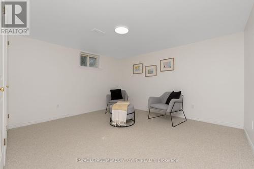 138 Elizabeth Drive, Halton Hills, ON - Indoor Photo Showing Other Room