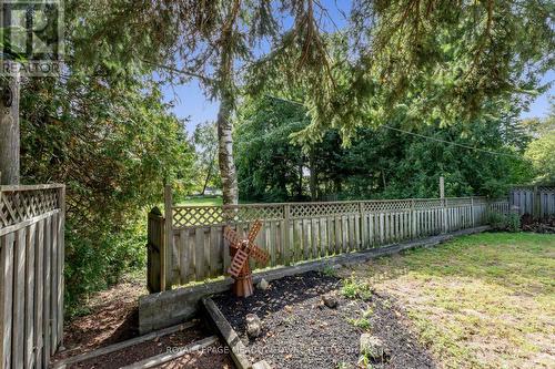 138 Elizabeth Drive, Halton Hills, ON - Outdoor