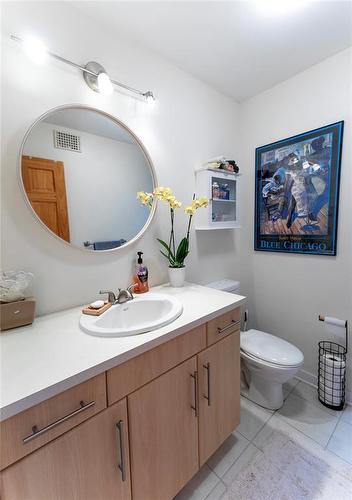 22 Thorvaldson Drive, Arnes, MB - Indoor Photo Showing Bathroom