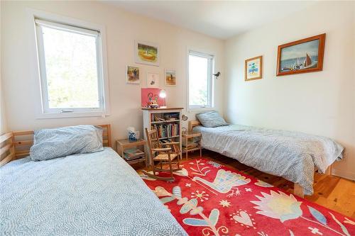 22 Thorvaldson Drive, Arnes, MB - Indoor Photo Showing Bedroom