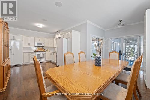 870 Beach Boulevard, Hamilton, ON - Indoor Photo Showing Dining Room