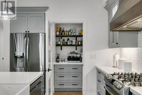 105 Rustic Road, Toronto, ON - Indoor Photo Showing Kitchen With Upgraded Kitchen