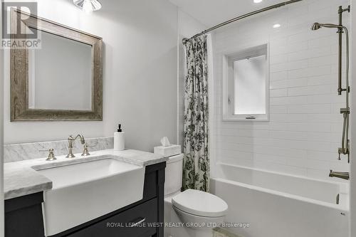 105 Rustic Road, Toronto, ON - Indoor Photo Showing Bathroom