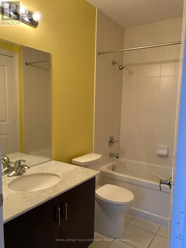 201 - 9255 Jane Street, Vaughan, ON - Indoor Photo Showing Bathroom