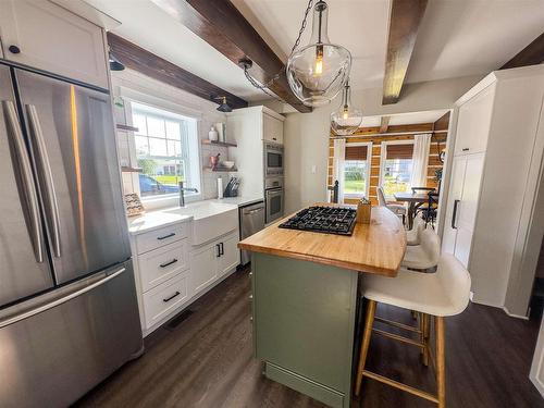 214 Centennial Drive, Longlac, ON - Indoor Photo Showing Kitchen