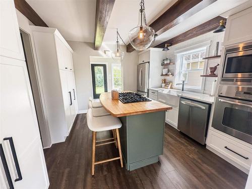 214 Centennial Drive, Longlac, ON - Indoor Photo Showing Kitchen