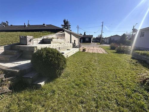 202 Jackson Avenue Se, Geraldton, ON - Outdoor