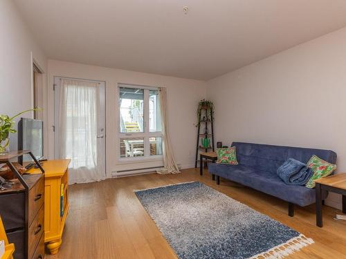 Living room - 301-3580 Rue Ste-Catherine E., Montréal (Mercier/Hochelaga-Maisonneuve), QC 