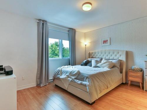 Chambre Ã  coucher principale - 3129 Rue Des Galets, Carignan, QC - Indoor Photo Showing Bedroom