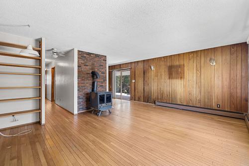 2983 Conlin Court, Kelowna, BC - Indoor Photo Showing Other Room