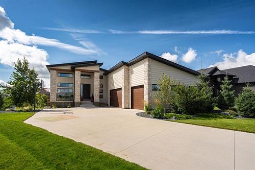 30 Beverley Bay, Oakbank, MB 