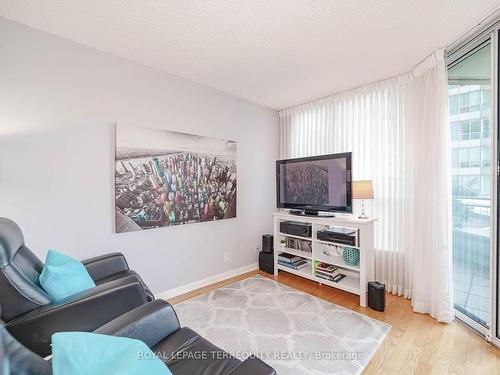 221-230 Queens Quay W, Toronto, ON - Indoor