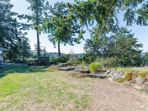 2817 Murray Dr, Saanich, BC 