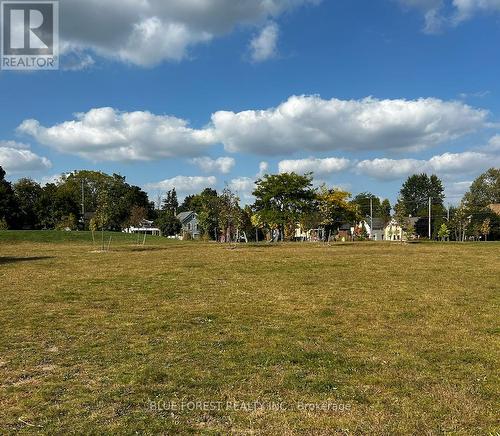 21 Queens Place, London, ON - Outdoor With View